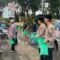 Polresta Tanjungpinang Bagi-Bagi Takjil Kepada Masyarakat di Lampu Merah Bintan Center
